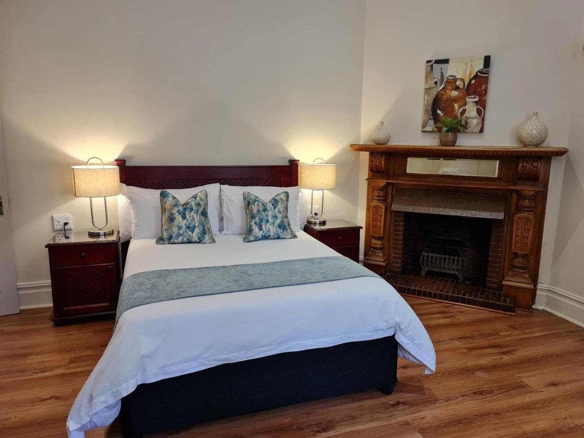 Peaches & Cream Bed & Breakfast Ледисмит Экстерьер фото